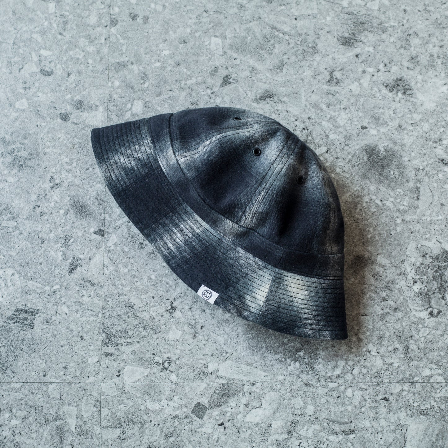 Ombre Ball Hat by FUN Hat sold at nation Osaka.
