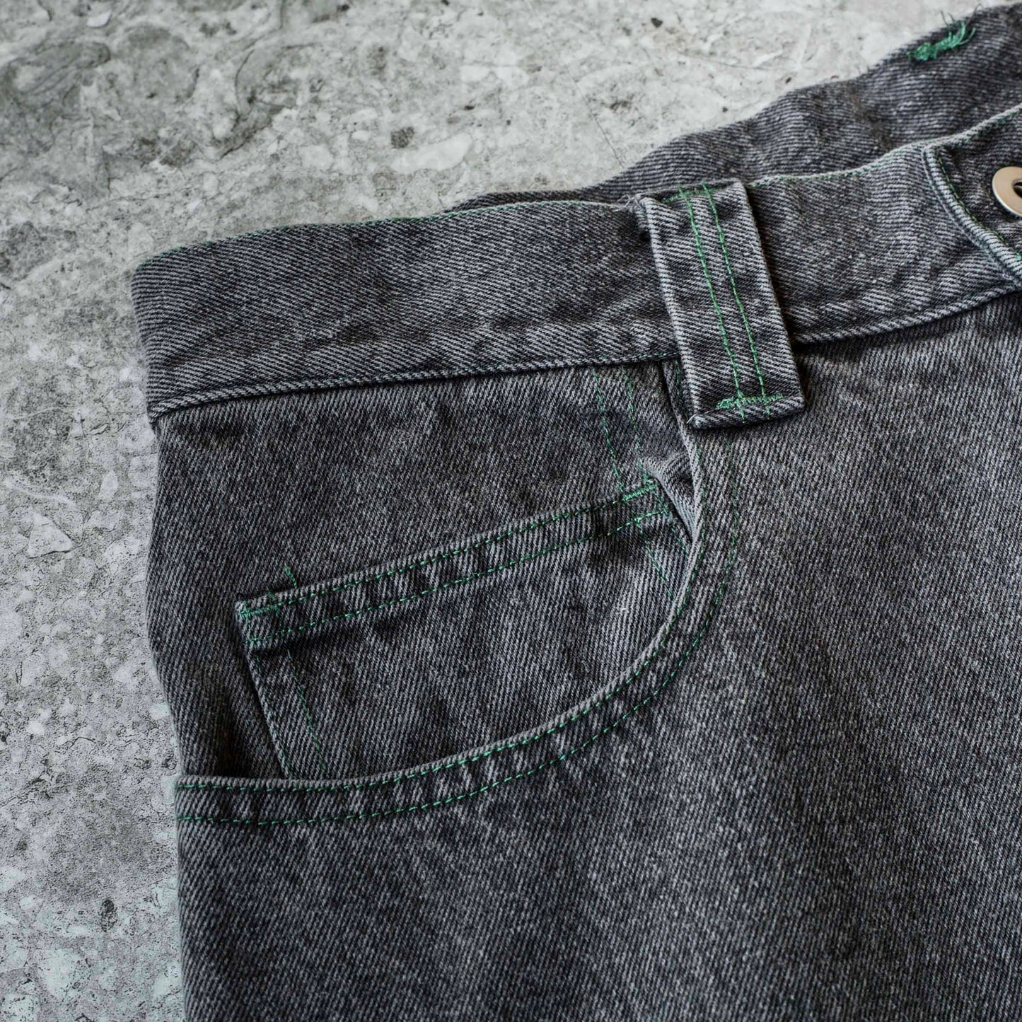 6pk Jeans Blk by PHINGERIN sold at nation Osaka.