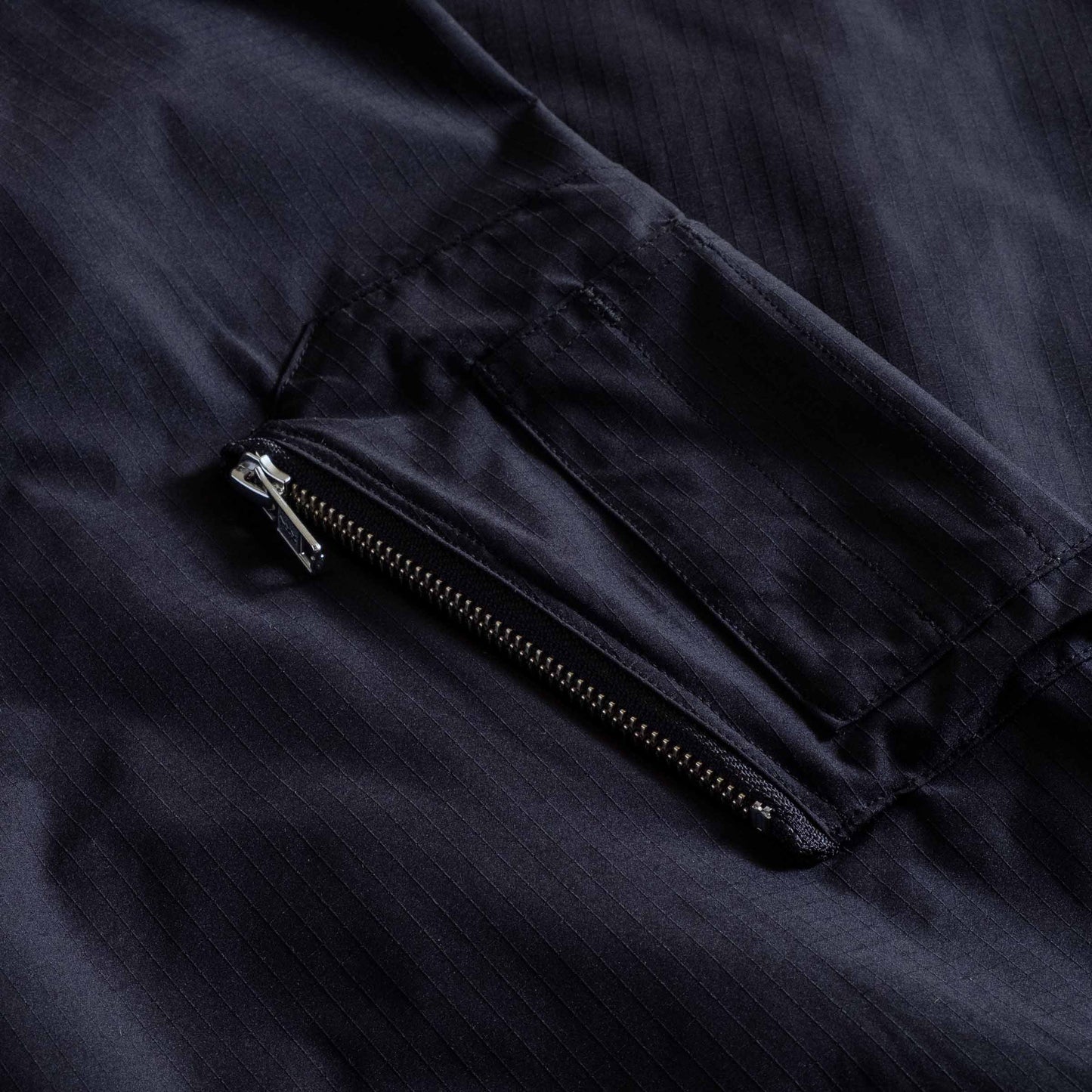 Float Pocket Top by PHINGERIN sold at nation Osaka.