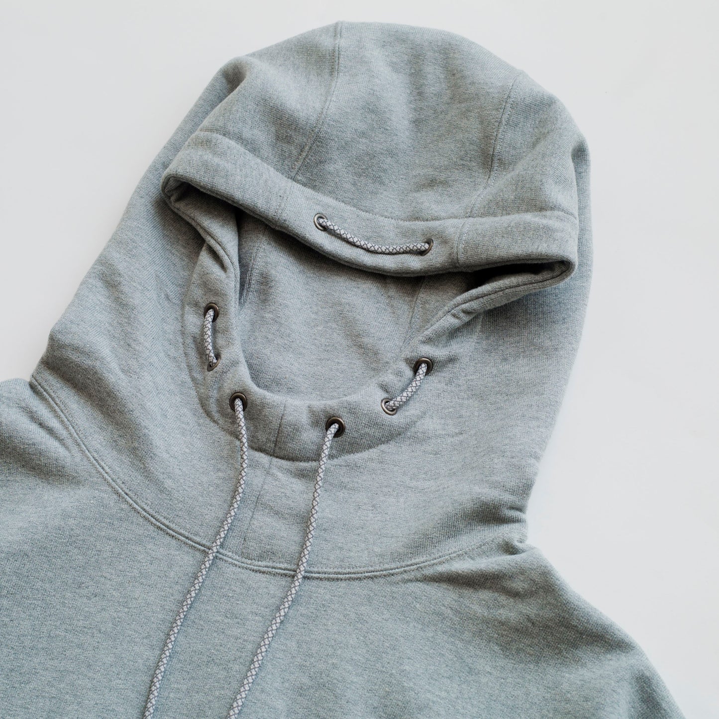String Hoodie Flash