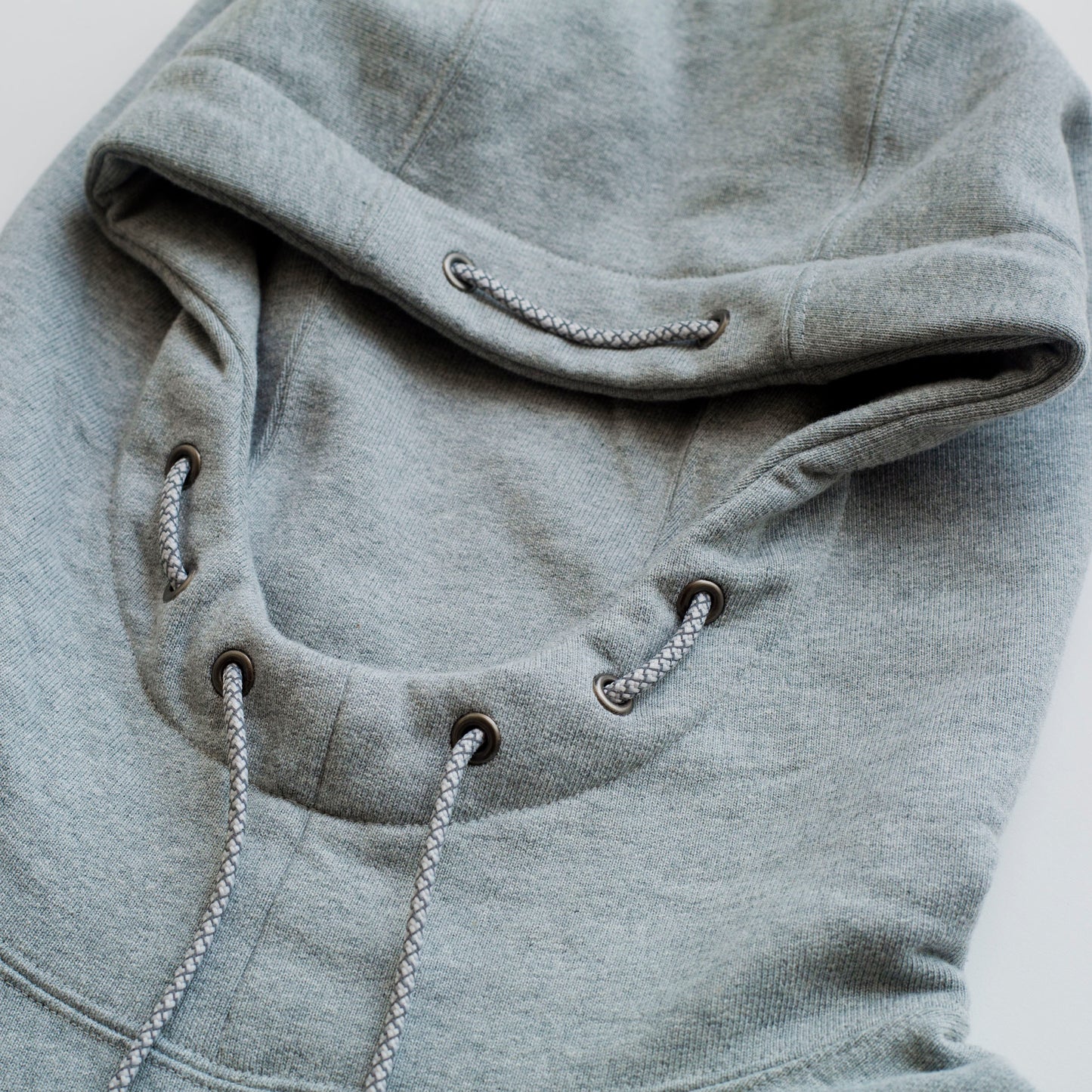 String Hoodie Flash