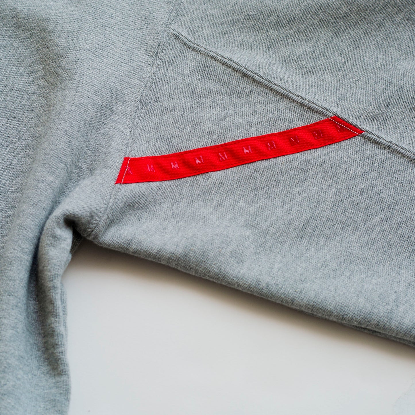 String Hoodie Flash