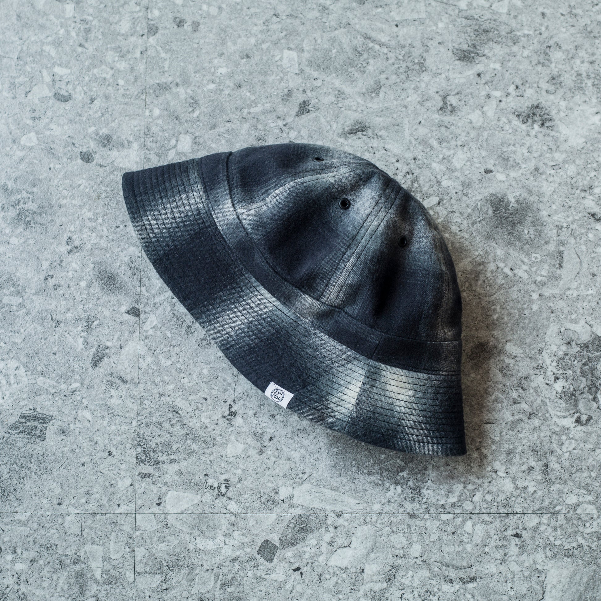 Ombre Ball Hat by FUN Hat sold at nation Osaka.
