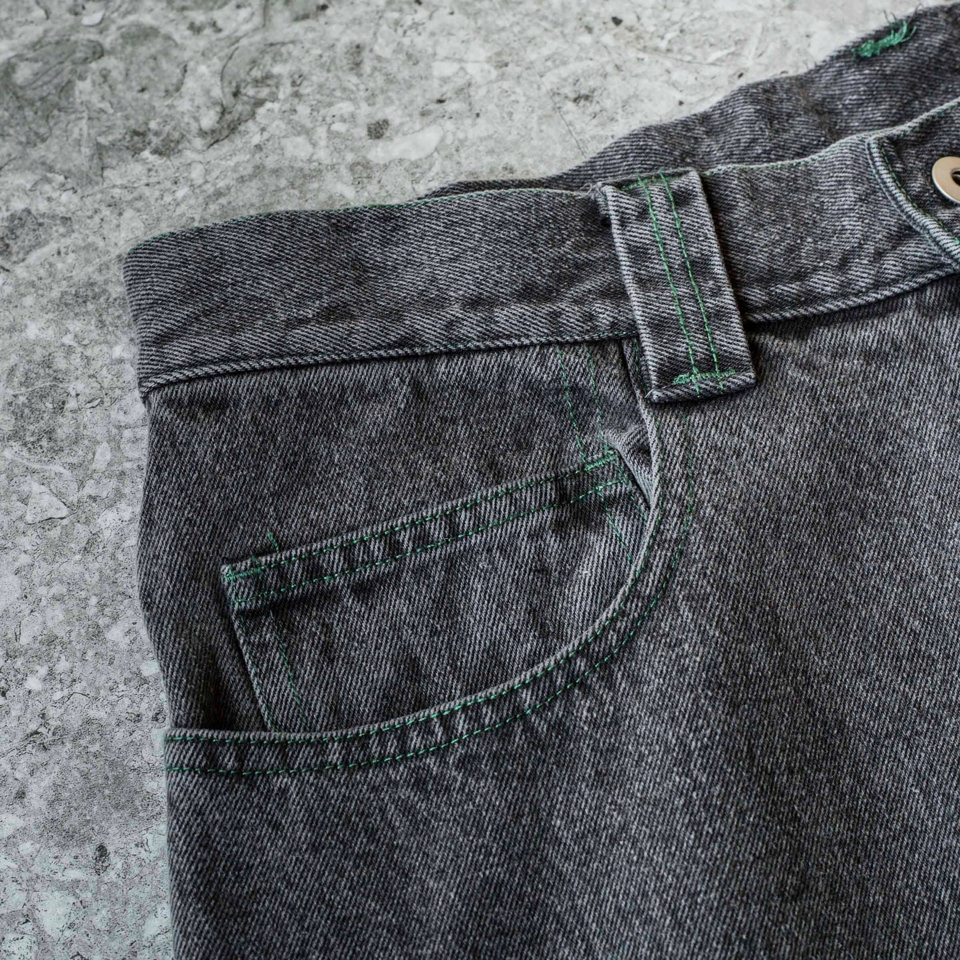 6pk Jeans Blk by PHINGERIN sold at nation Osaka.