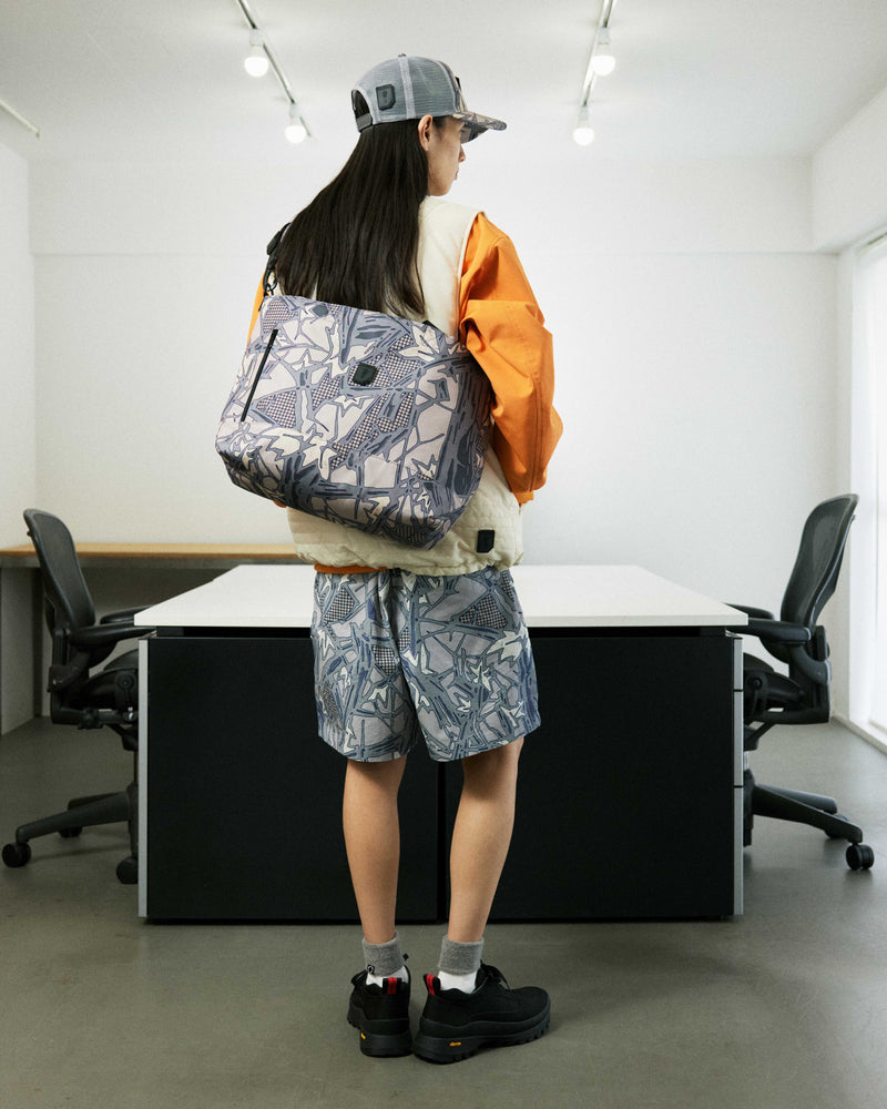 Original Camo Phz01 Hambleton Shorts by PHINGERIN sold at nation Osaka.