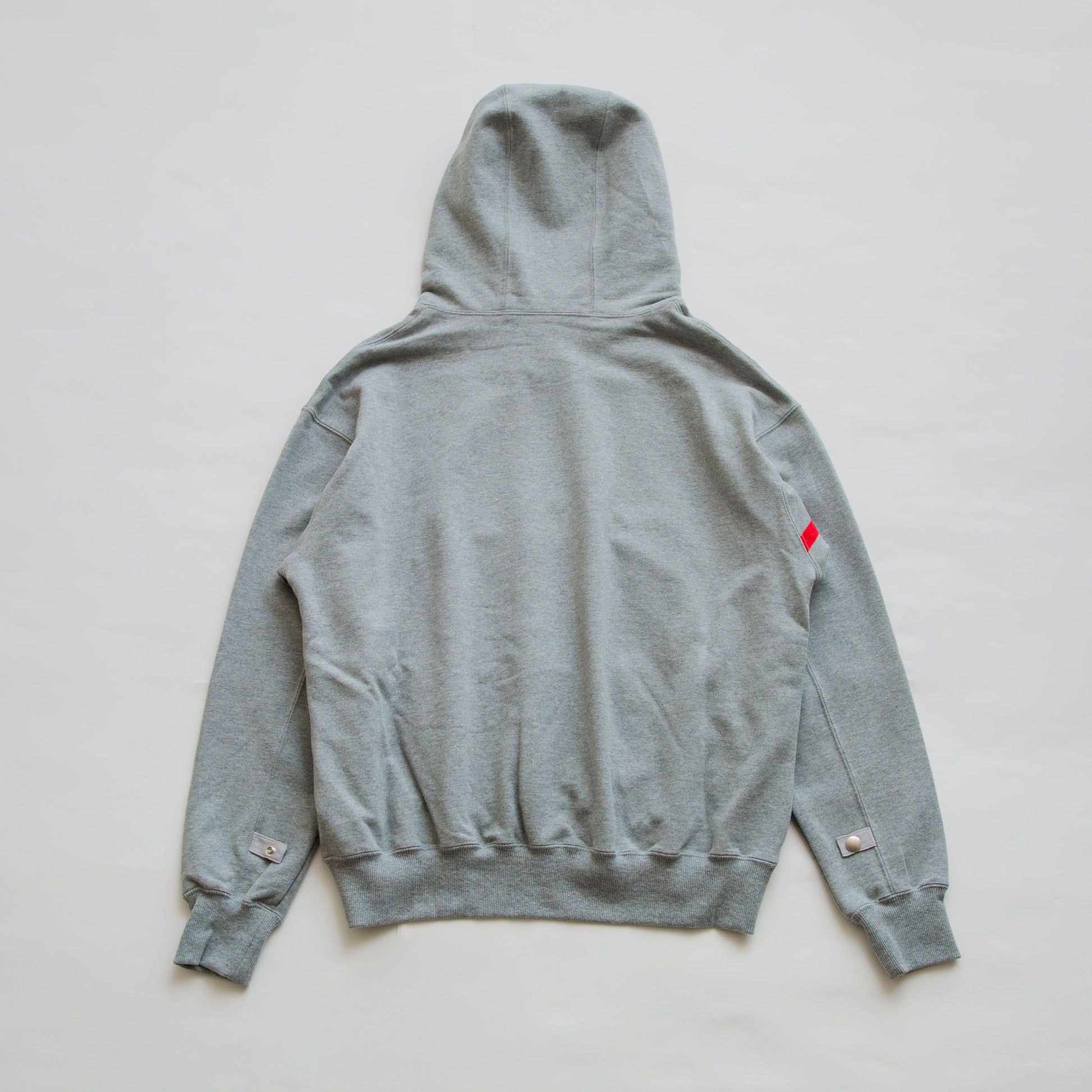 String Hoodie Flash by PHINGERIN sold at nation Osaka.