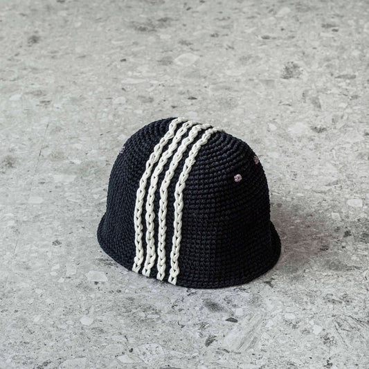 Hand Knitting 4 Lines Hat