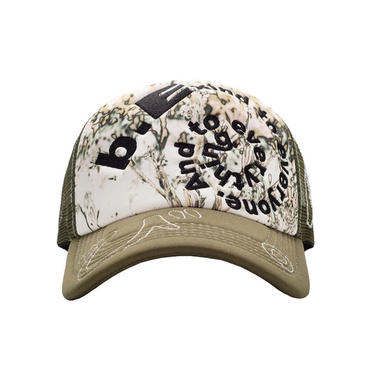 B.e Hat Field by b.eautiful sold at nation Osaka.